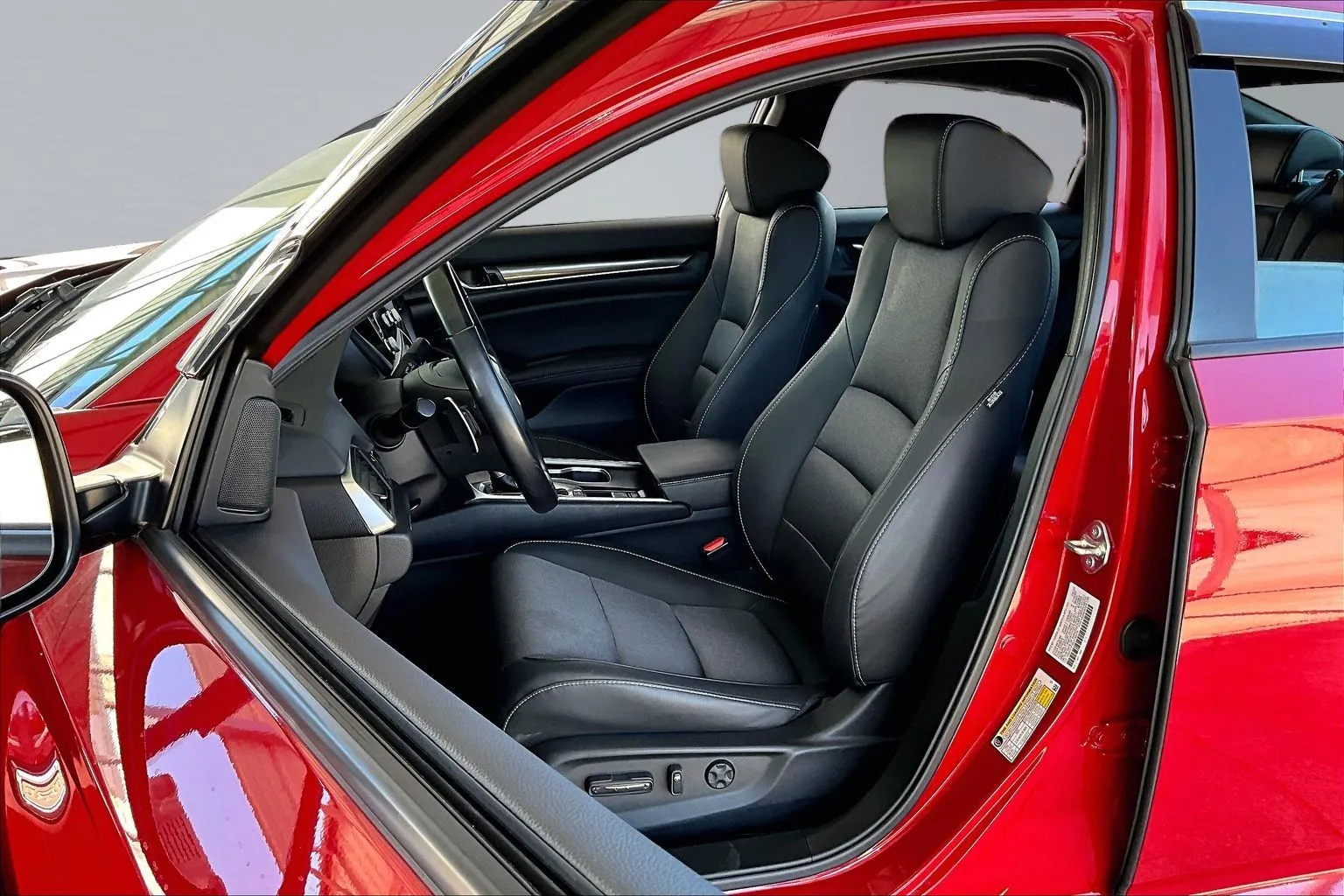 Honda Accord photo 18