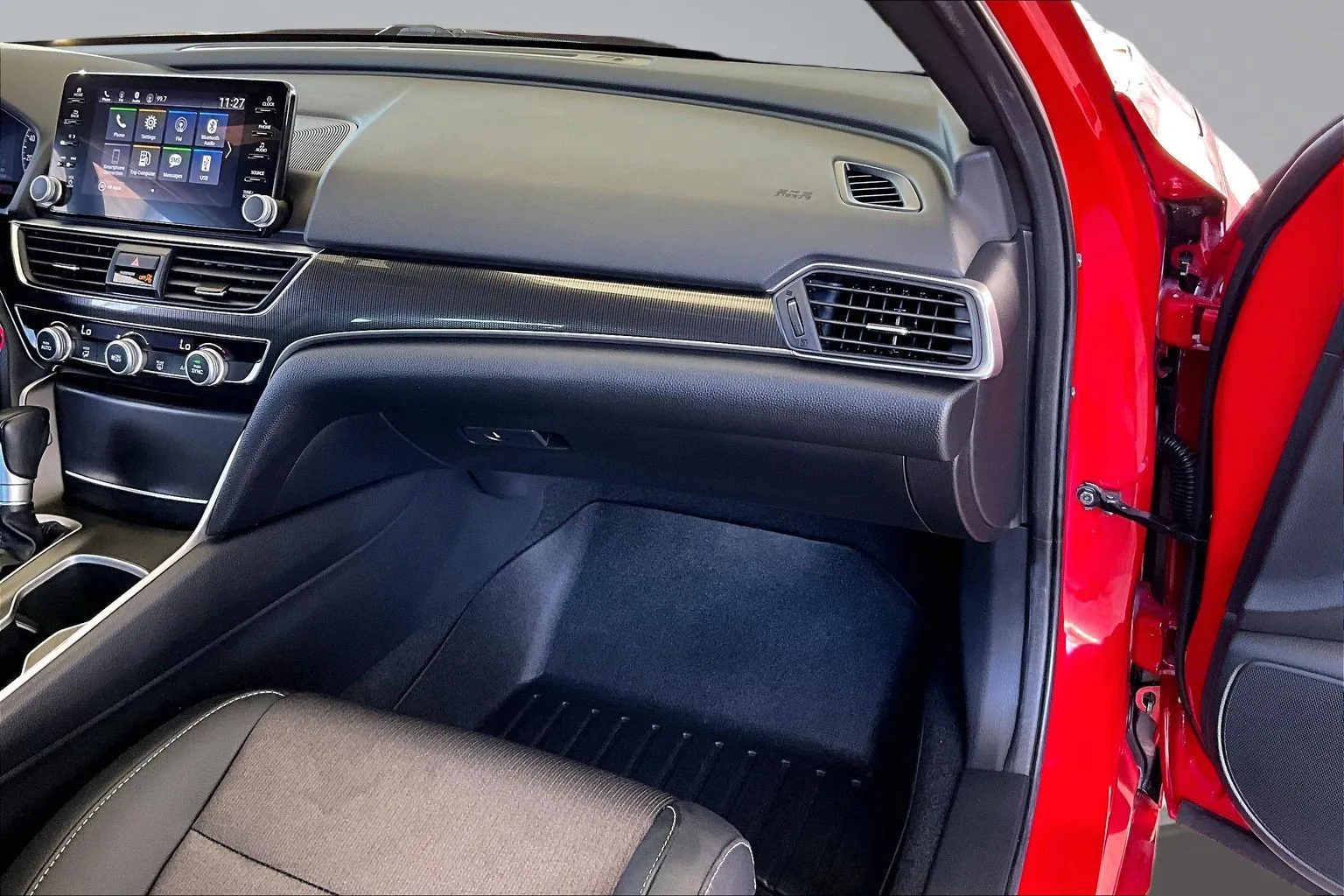 Honda Accord photo 23