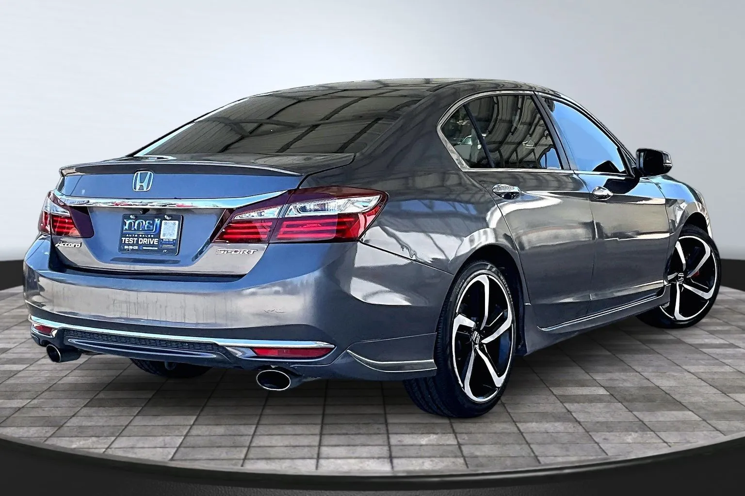 Honda Accord photo 6