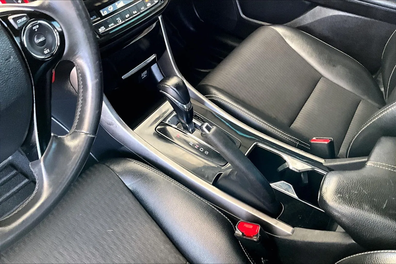 Honda Accord photo 15