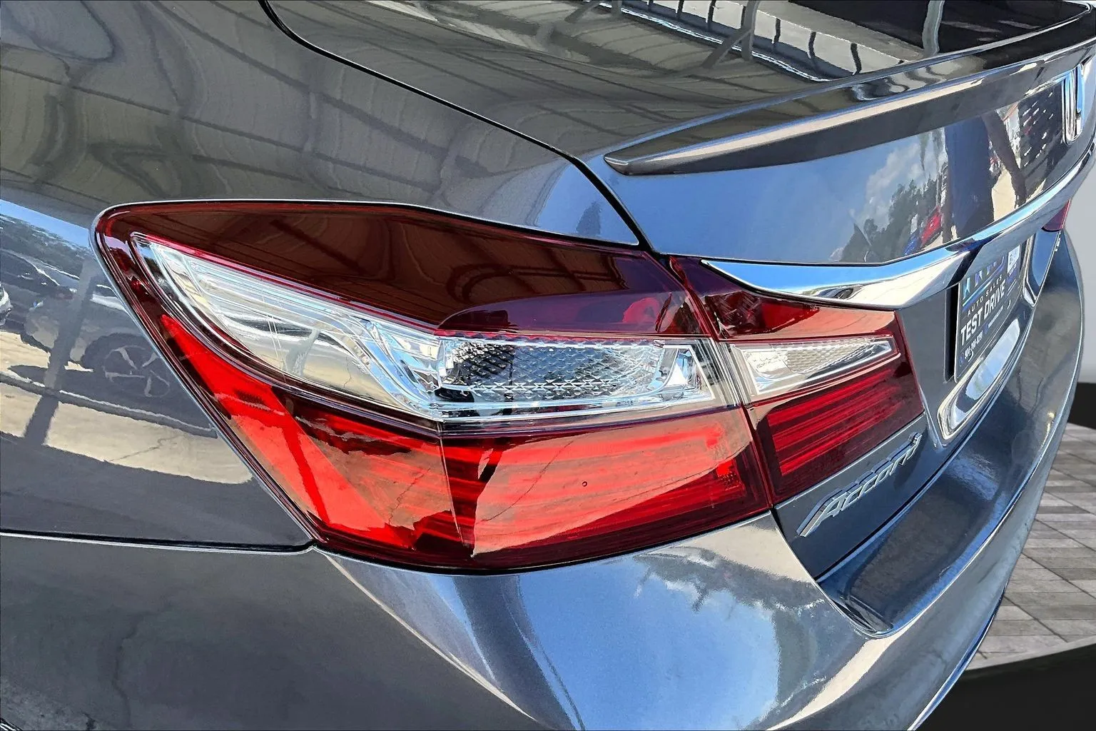Honda Accord photo 20