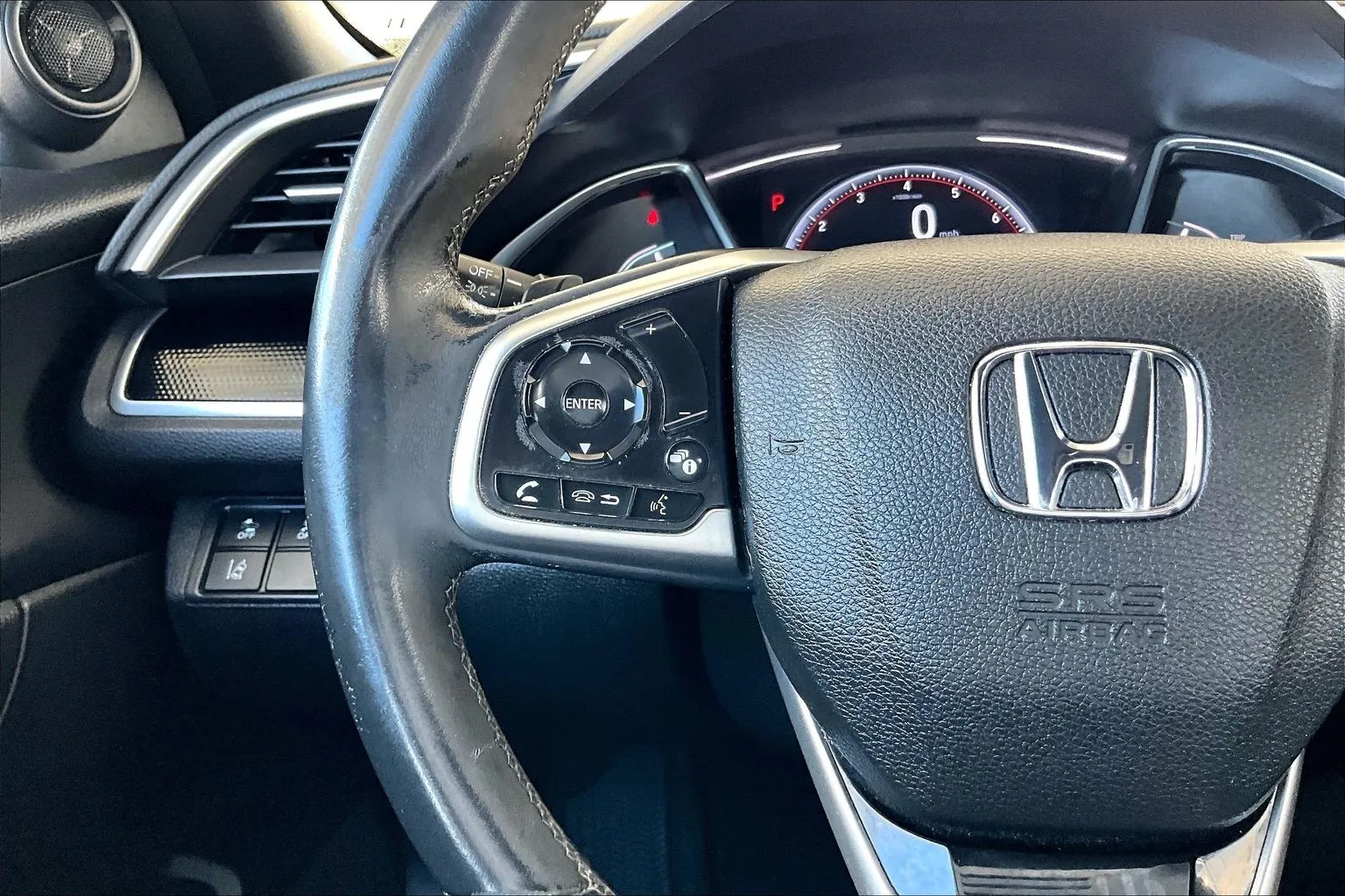 Honda Civic photo 10