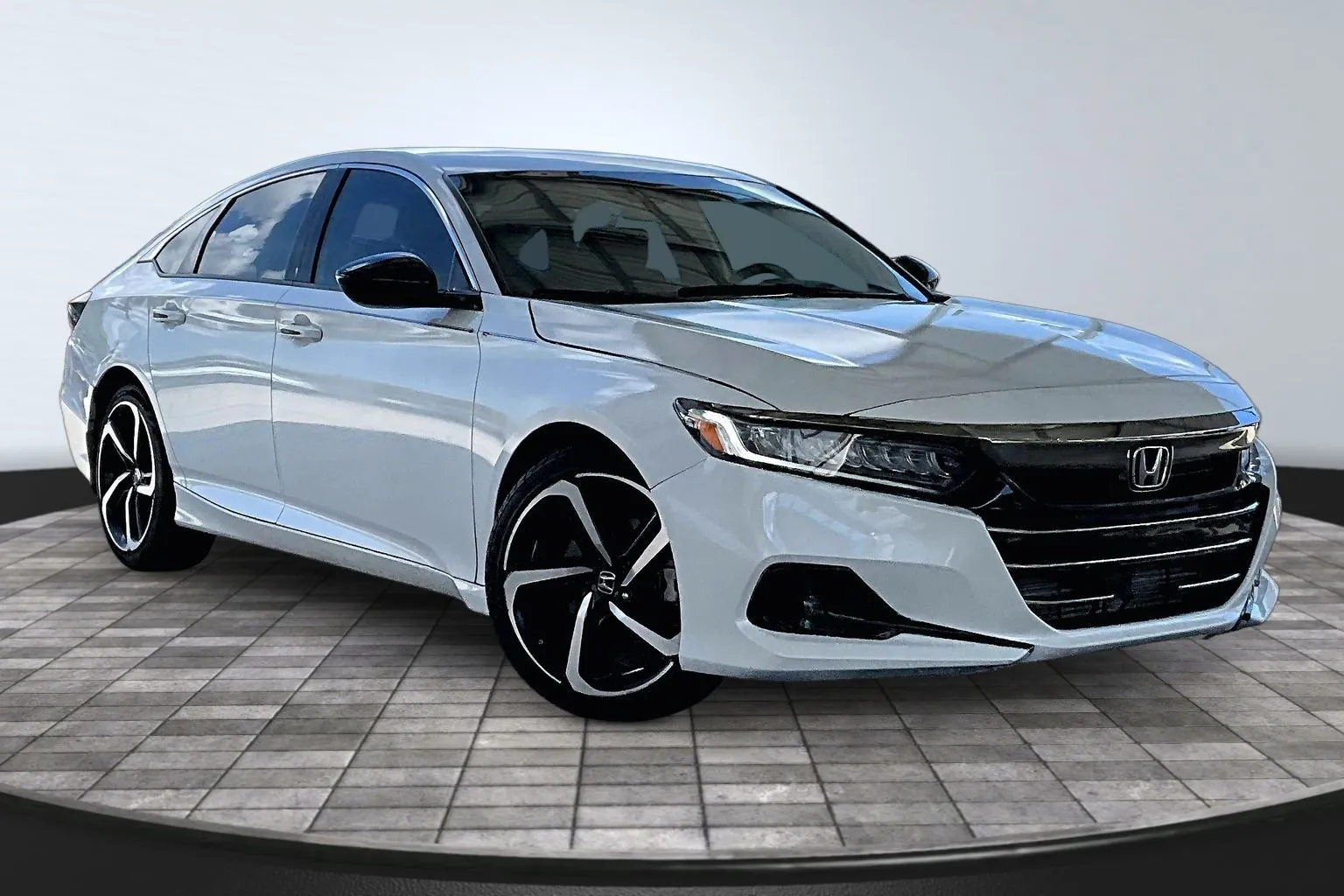 Honda Accord photo 3