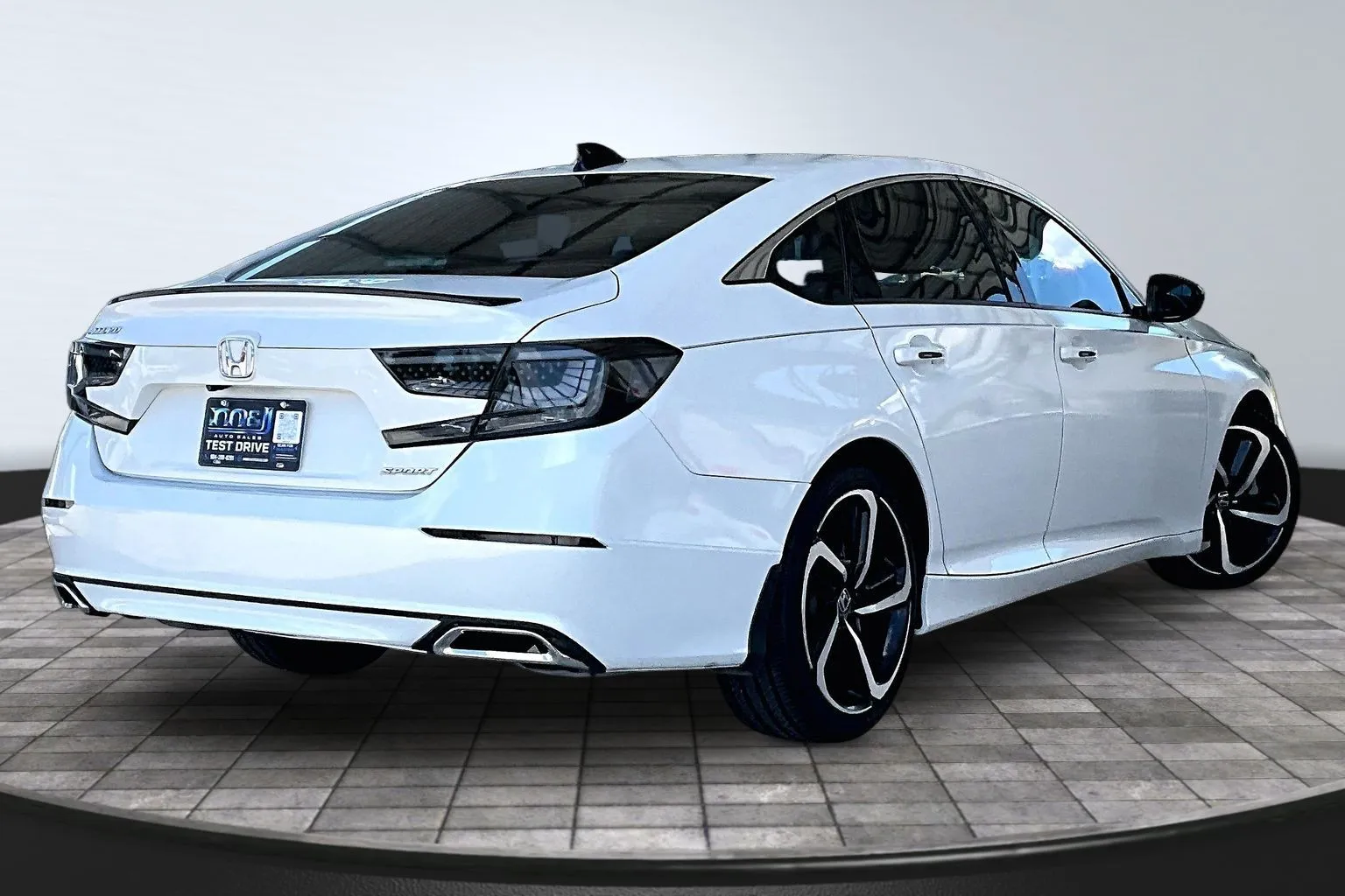 Honda Accord photo 6
