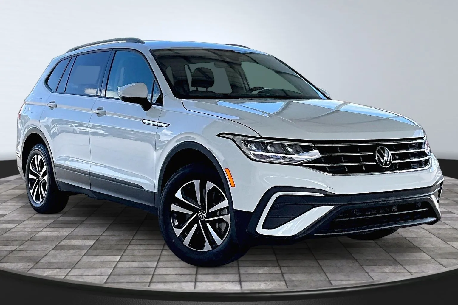 Volkswagen Tiguan photo 3