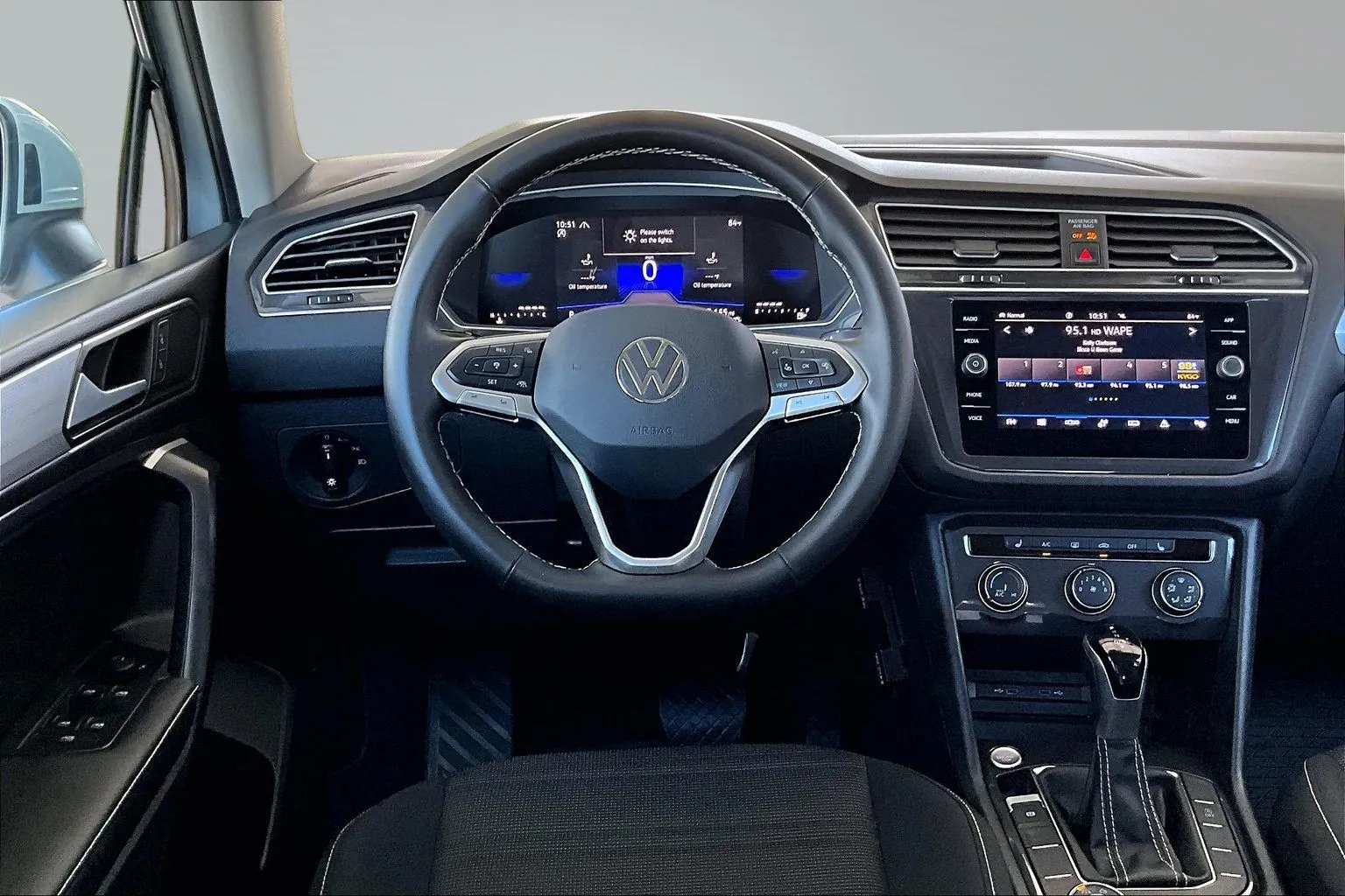 Volkswagen Tiguan photo 8