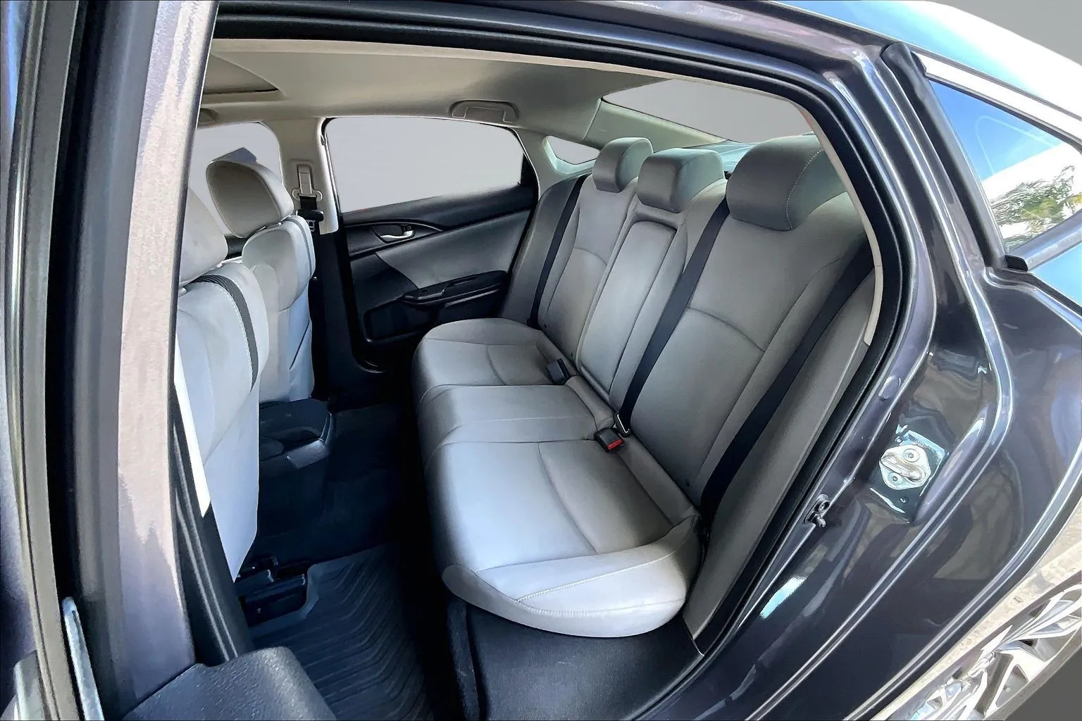 Honda Civic photo 19