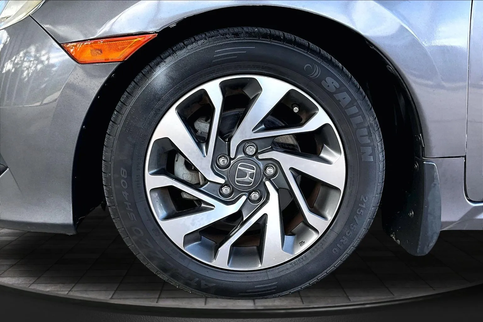Honda Civic photo 31