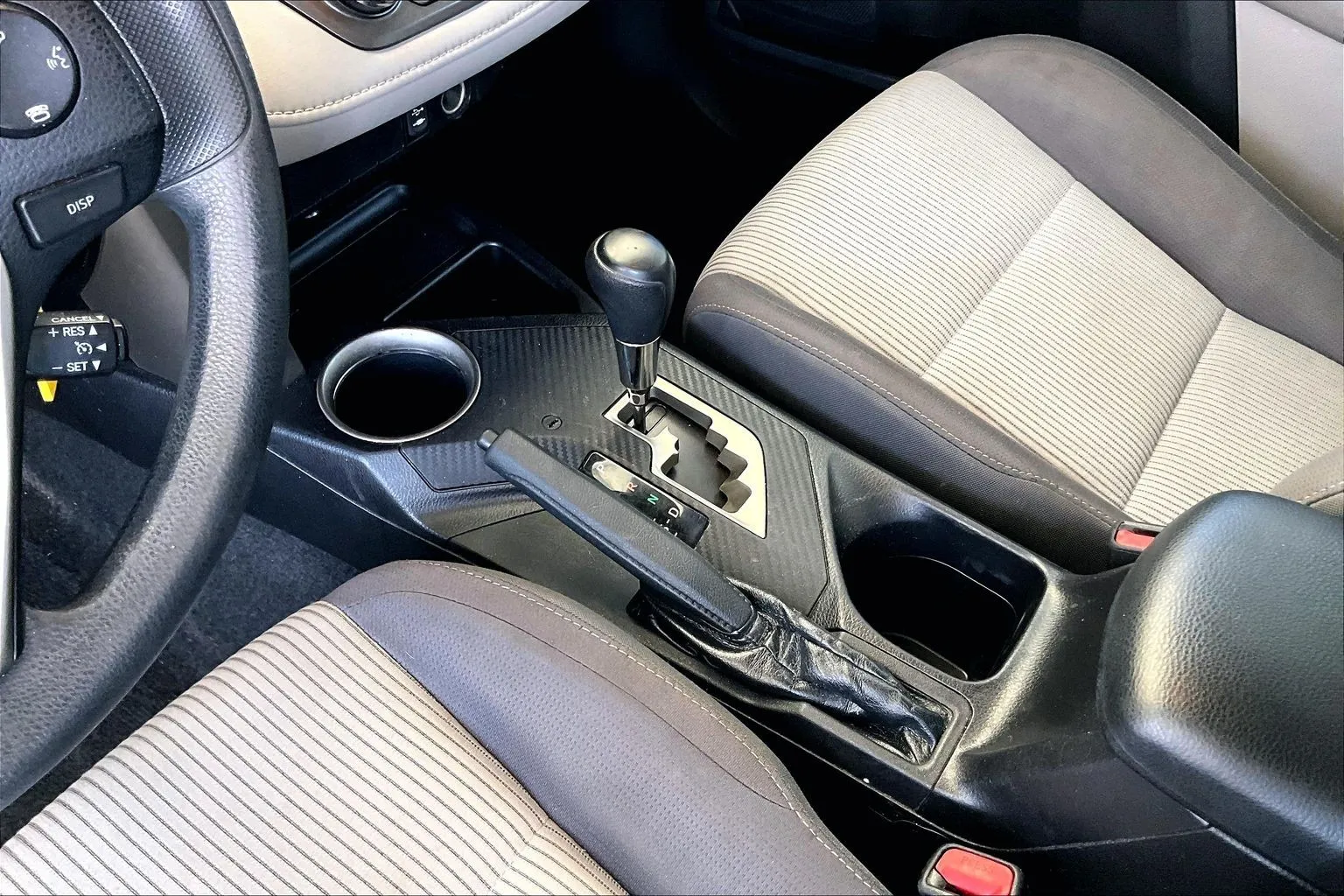Toyota RAV4 photo 15