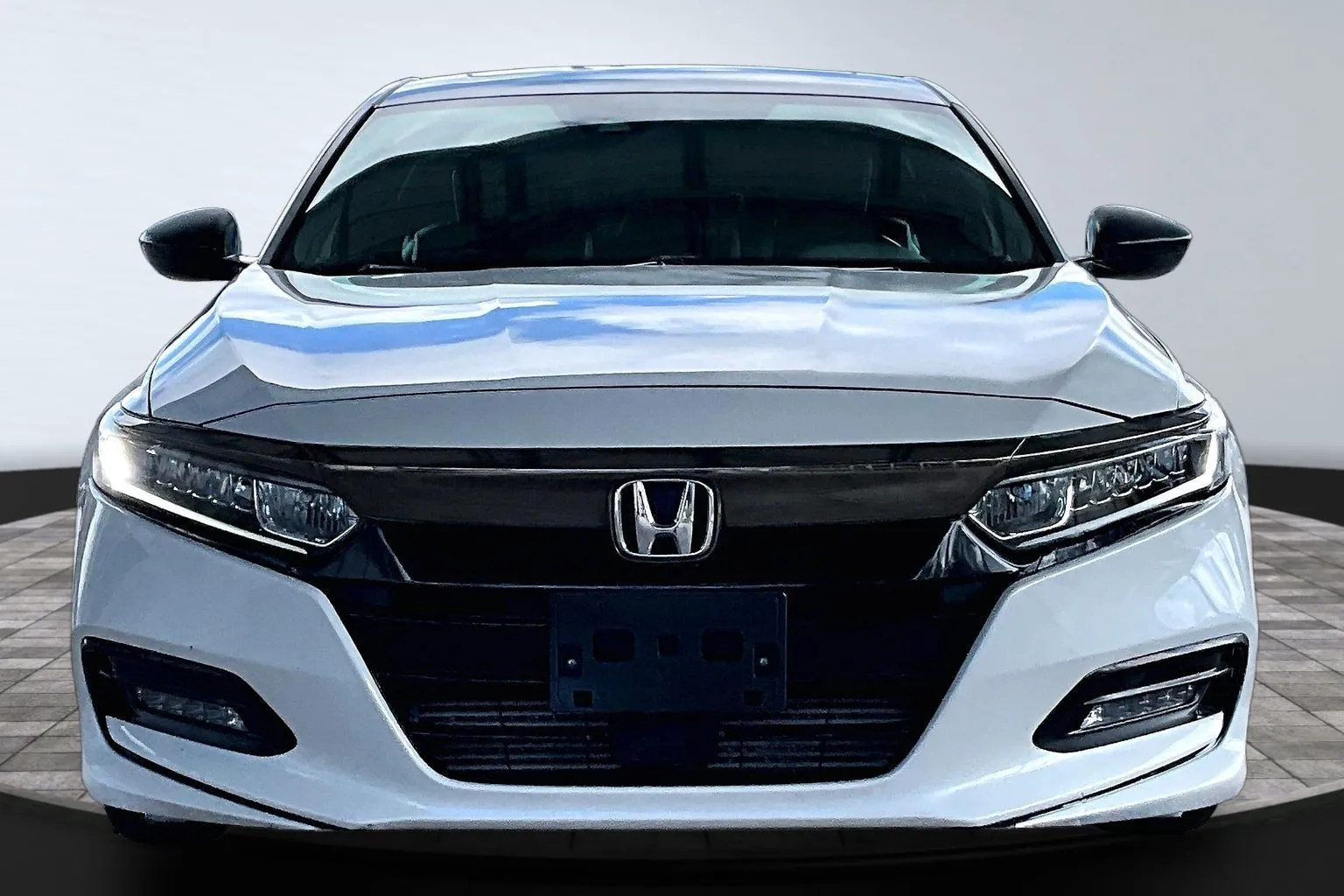Honda Accord photo 2
