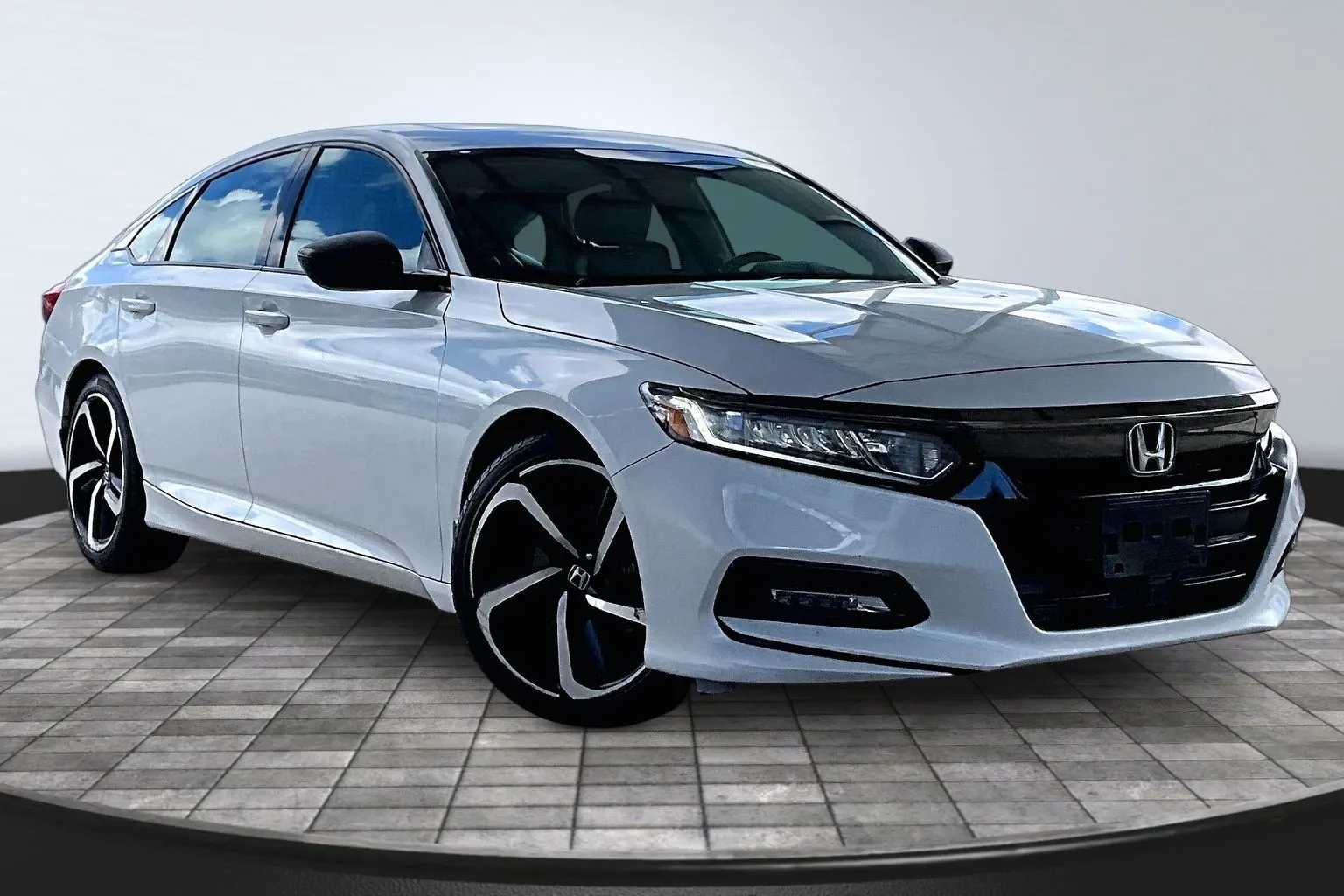 Honda Accord photo 3