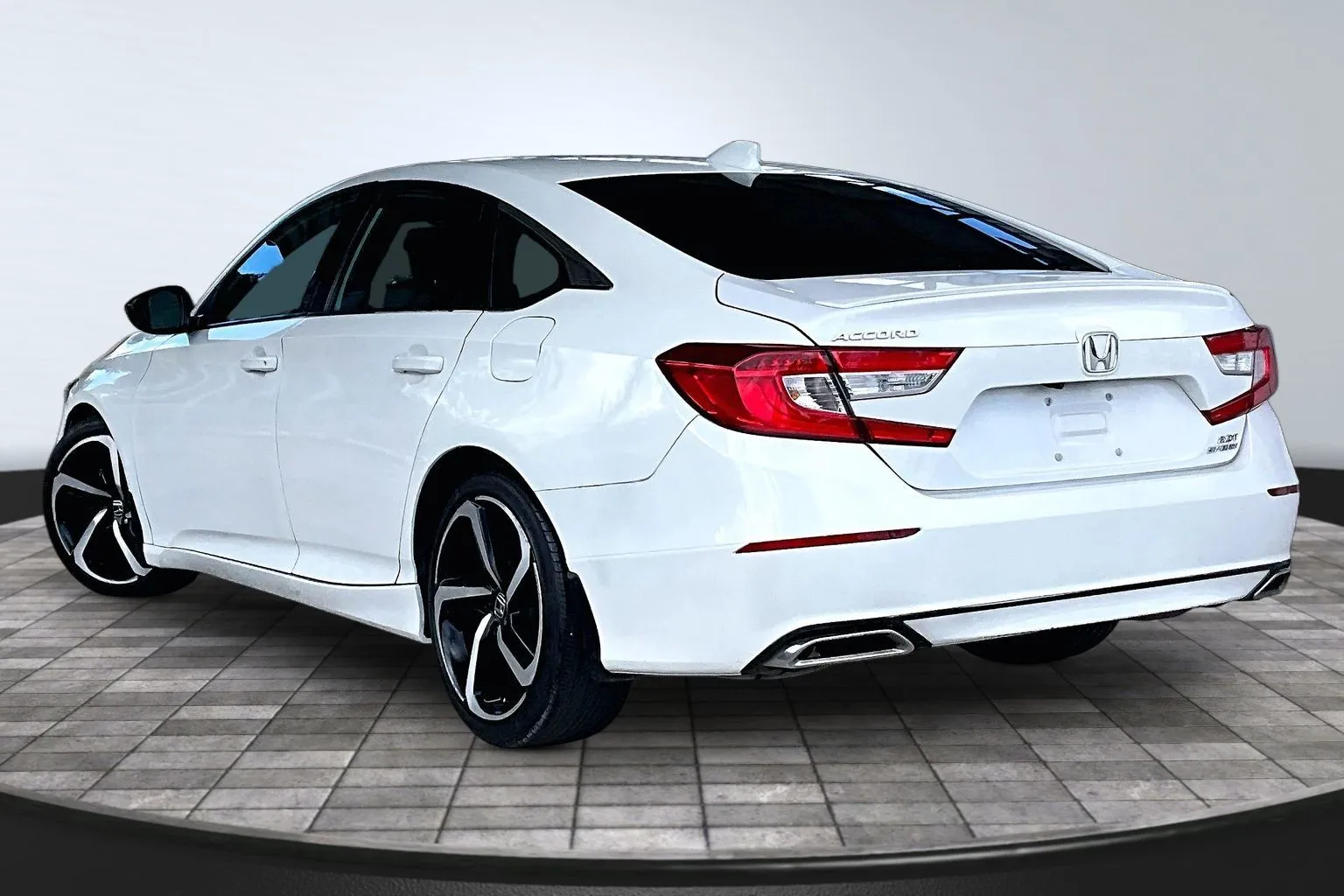 Honda Accord photo 4