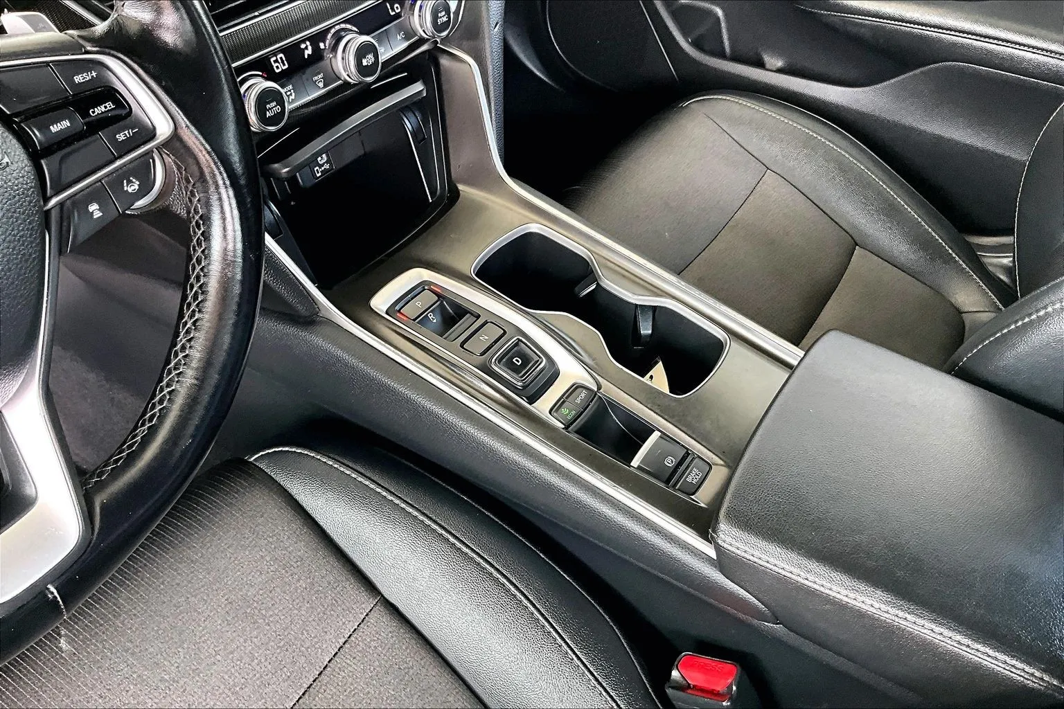 Honda Accord photo 15