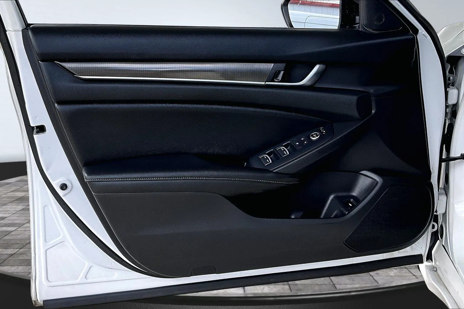 Honda Accord photo 17