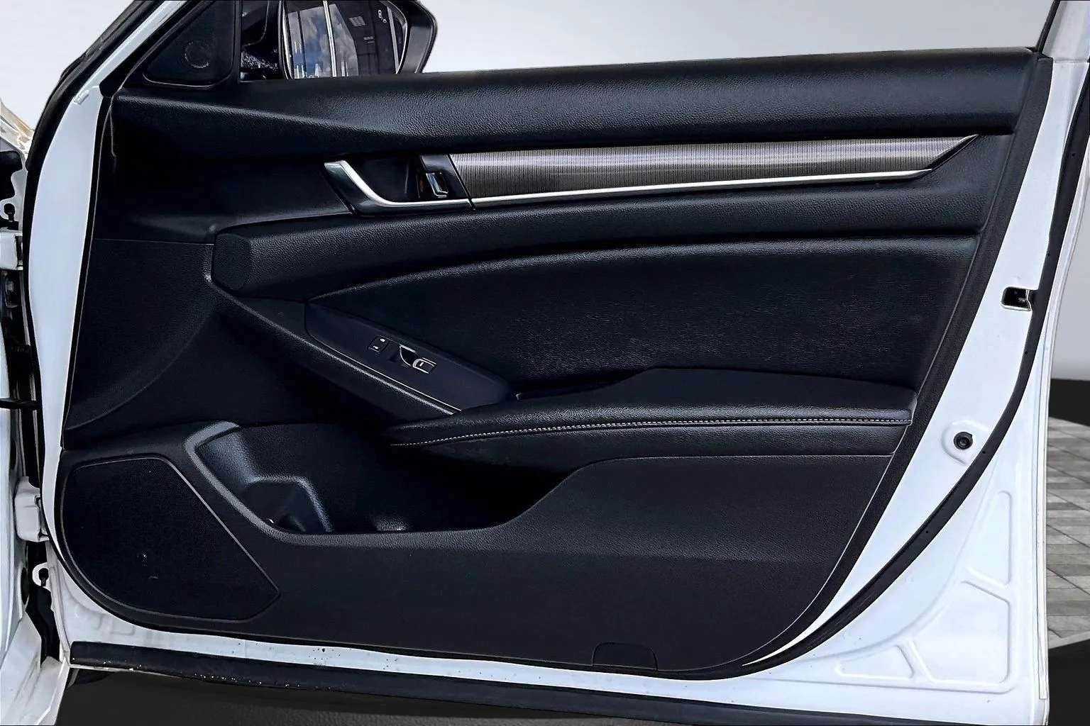 Honda Accord photo 25