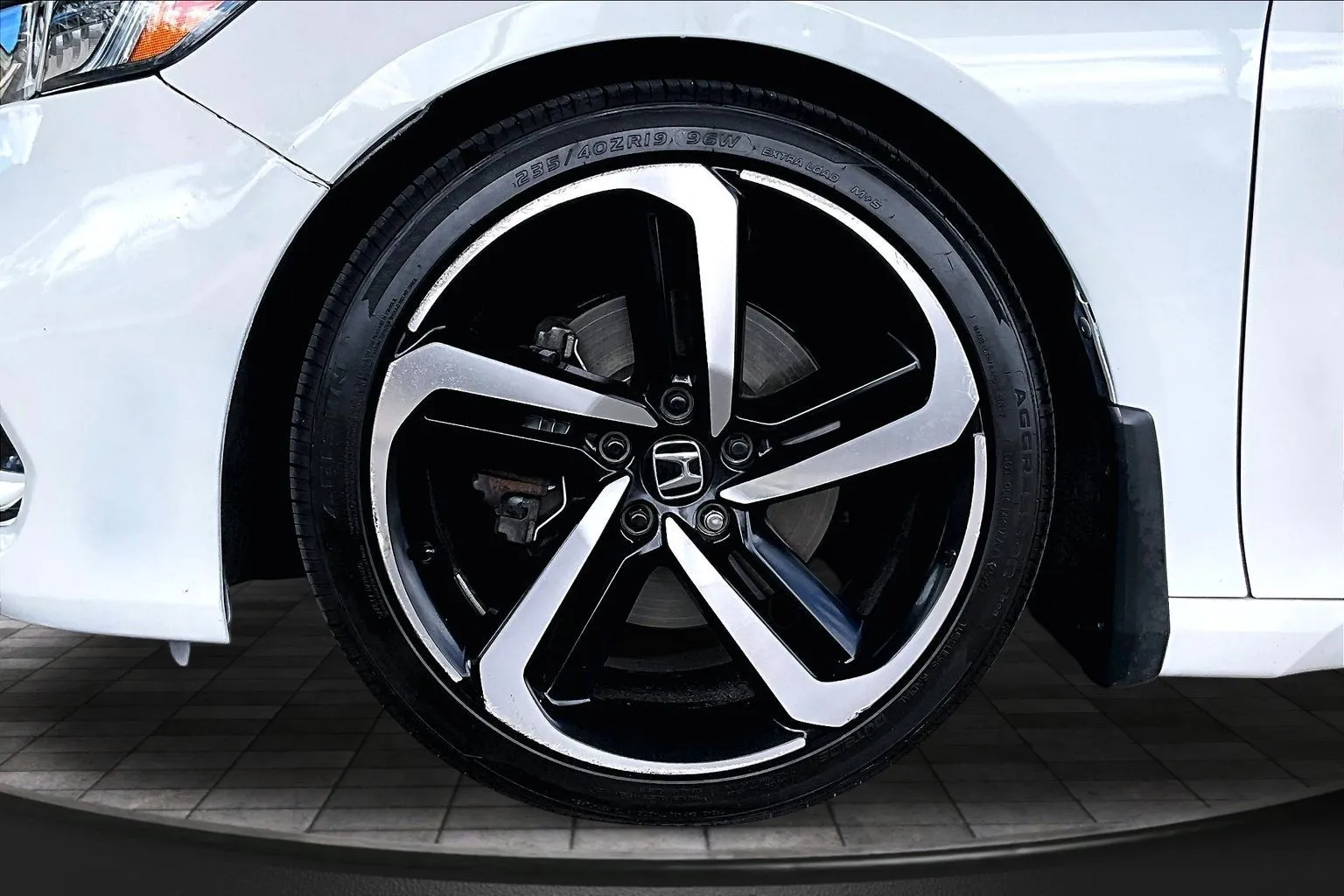 Honda Accord photo 31