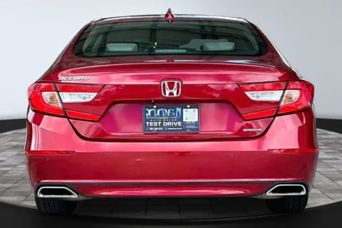 More photos of 2018 Honda Accord Touring at M&J Auto Sales and Service, FL