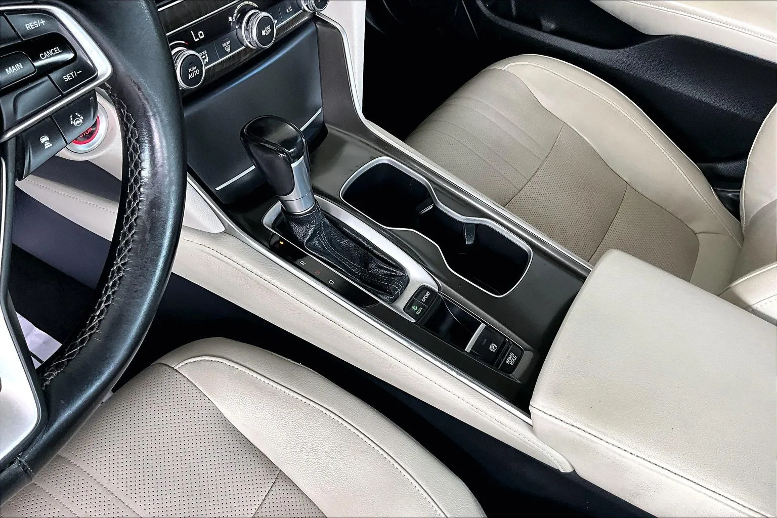 Honda Accord photo 15