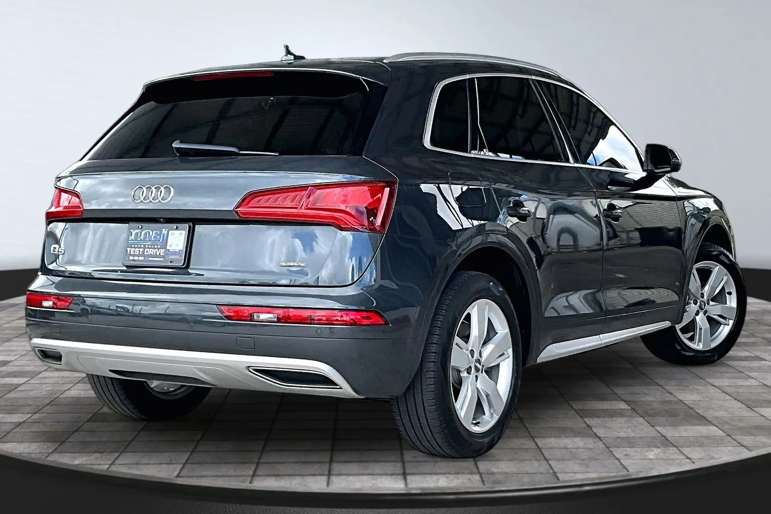Audi Q5 photo 6