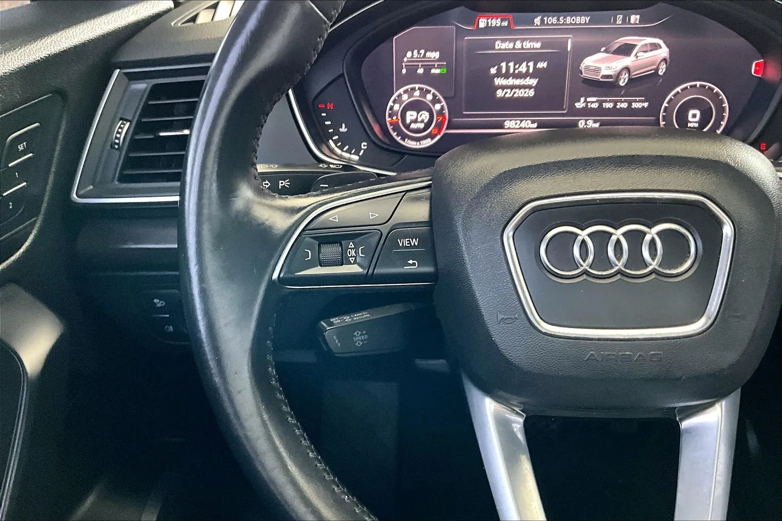 Audi Q5 photo 10