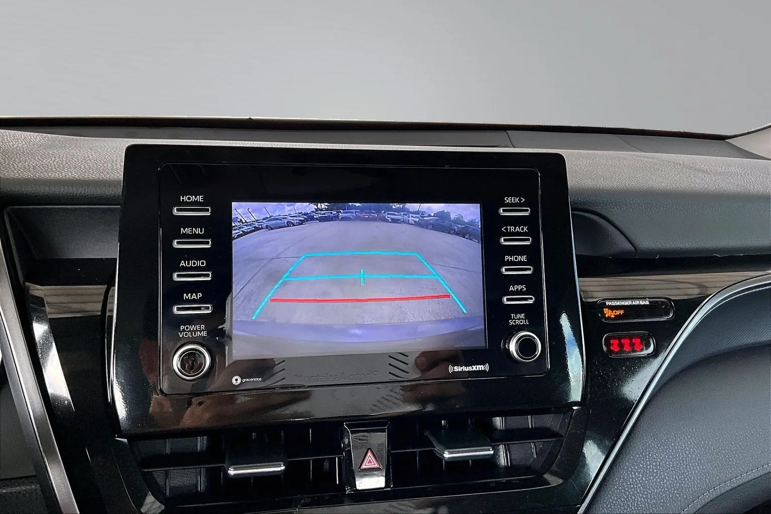Toyota Camry photo 13