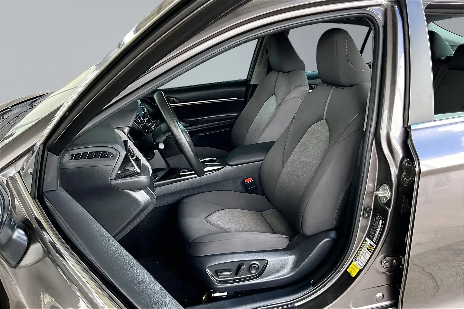 Toyota Camry photo 18
