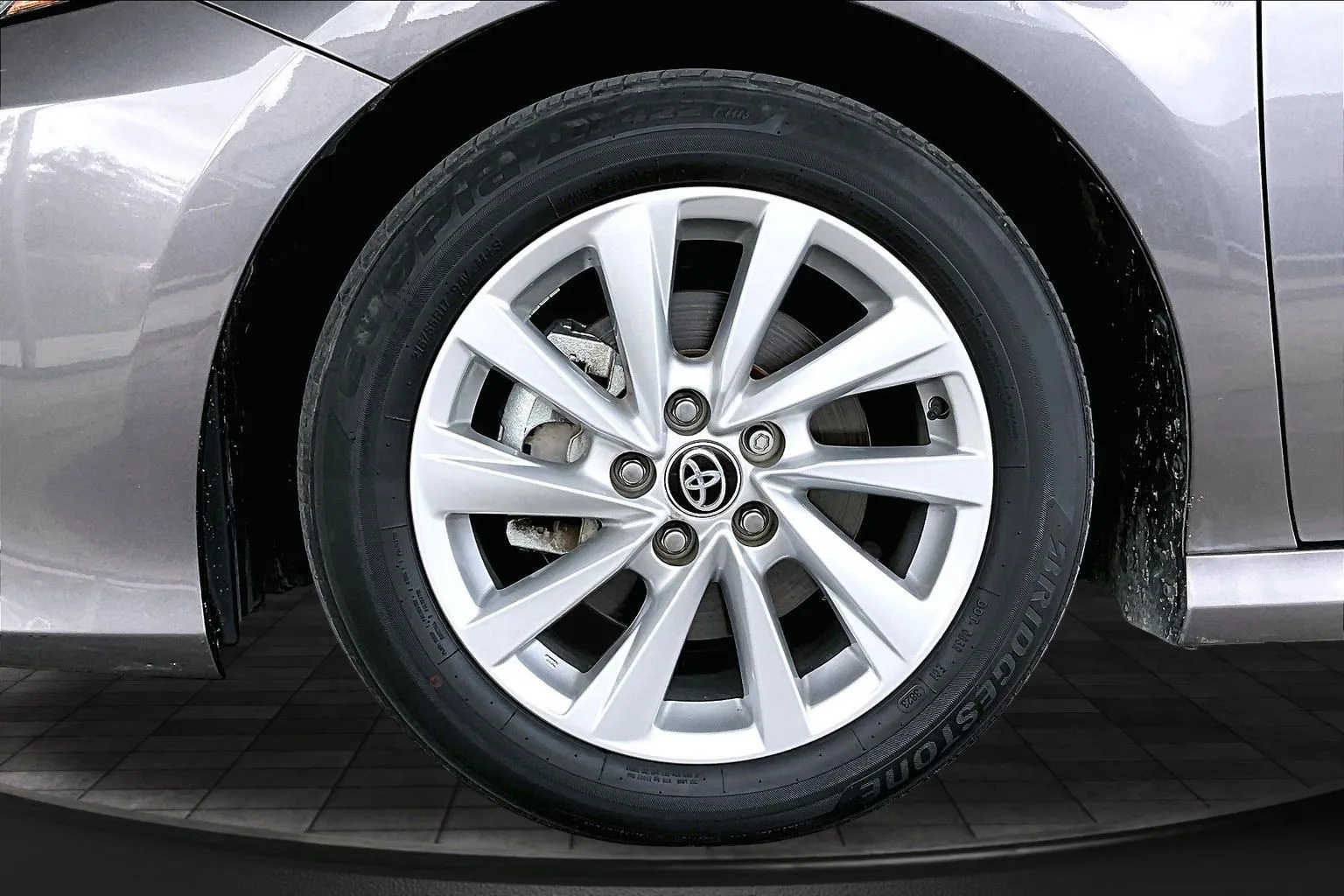 Toyota Camry photo 30