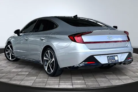 More photos of 2021 Hyundai SONATA SEL Plus at M&J Auto Sales and Service, FL