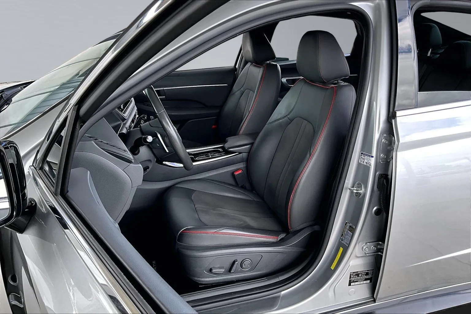 Hyundai Sonata photo 18