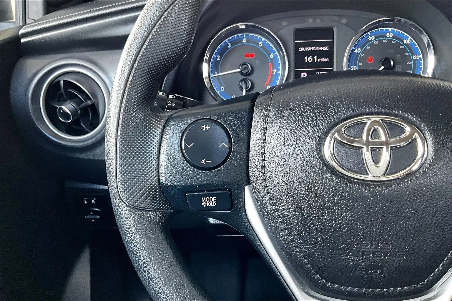 Toyota Corolla photo 10