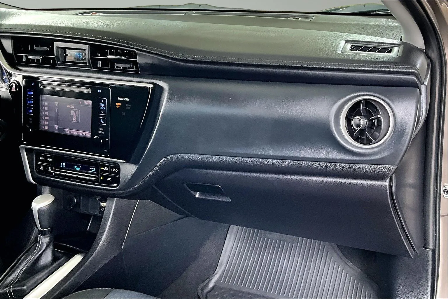 Toyota Corolla photo 23
