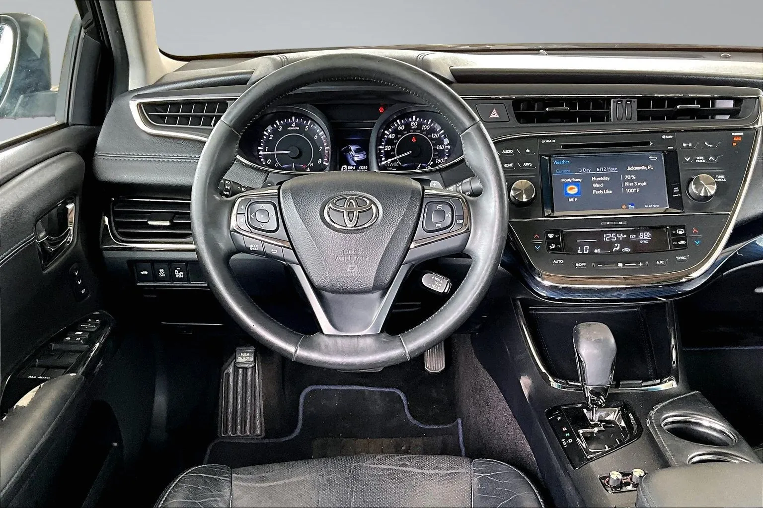 Toyota Avalon photo 8