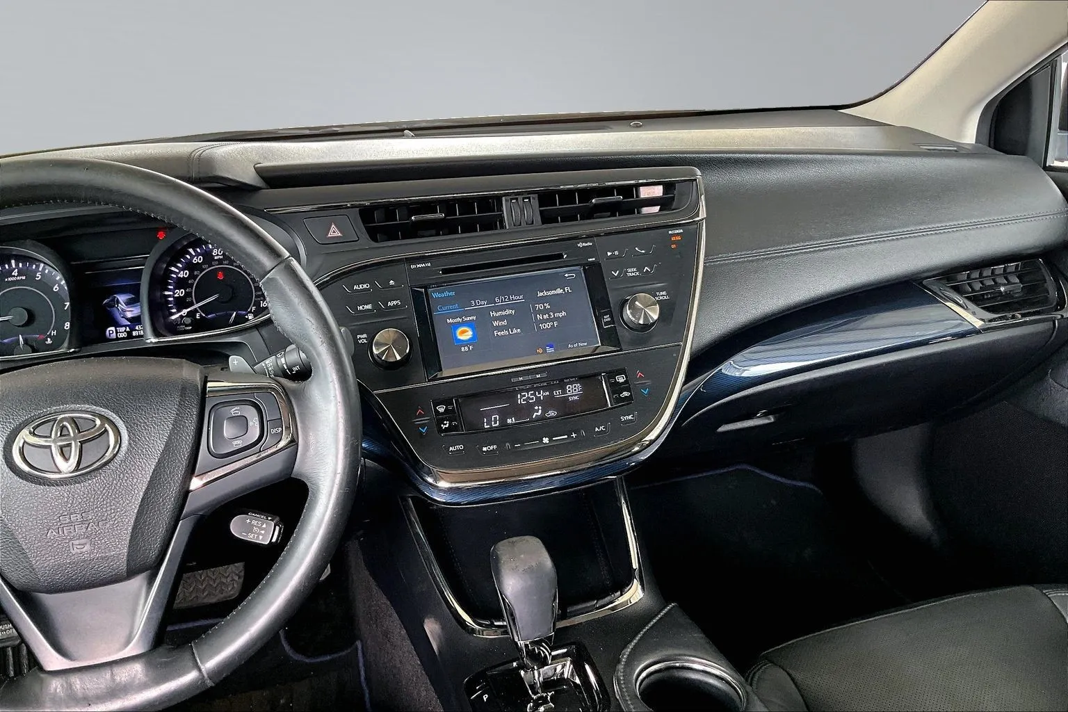Toyota Avalon photo 9