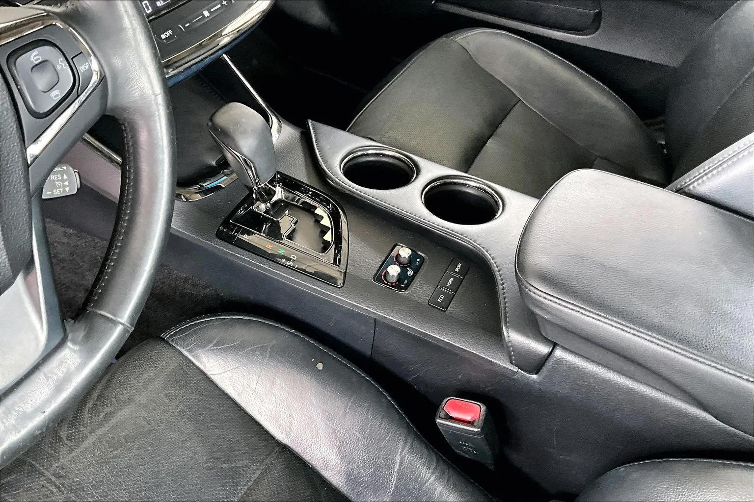 Toyota Avalon photo 15