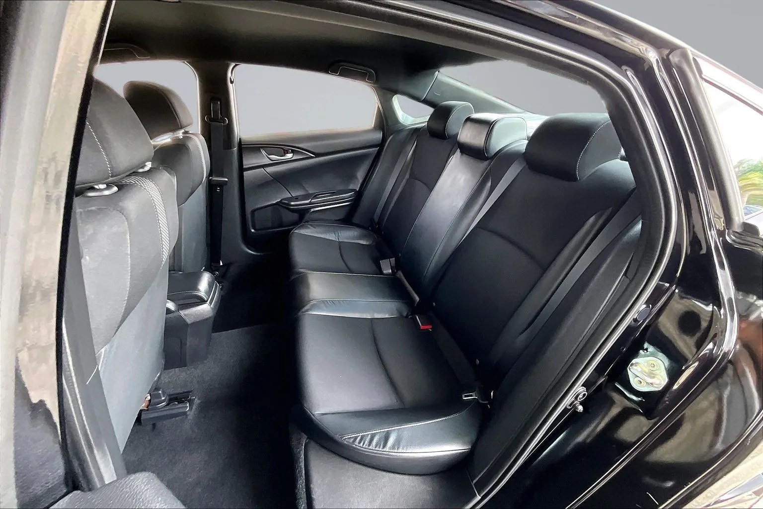 Honda Civic photo 19