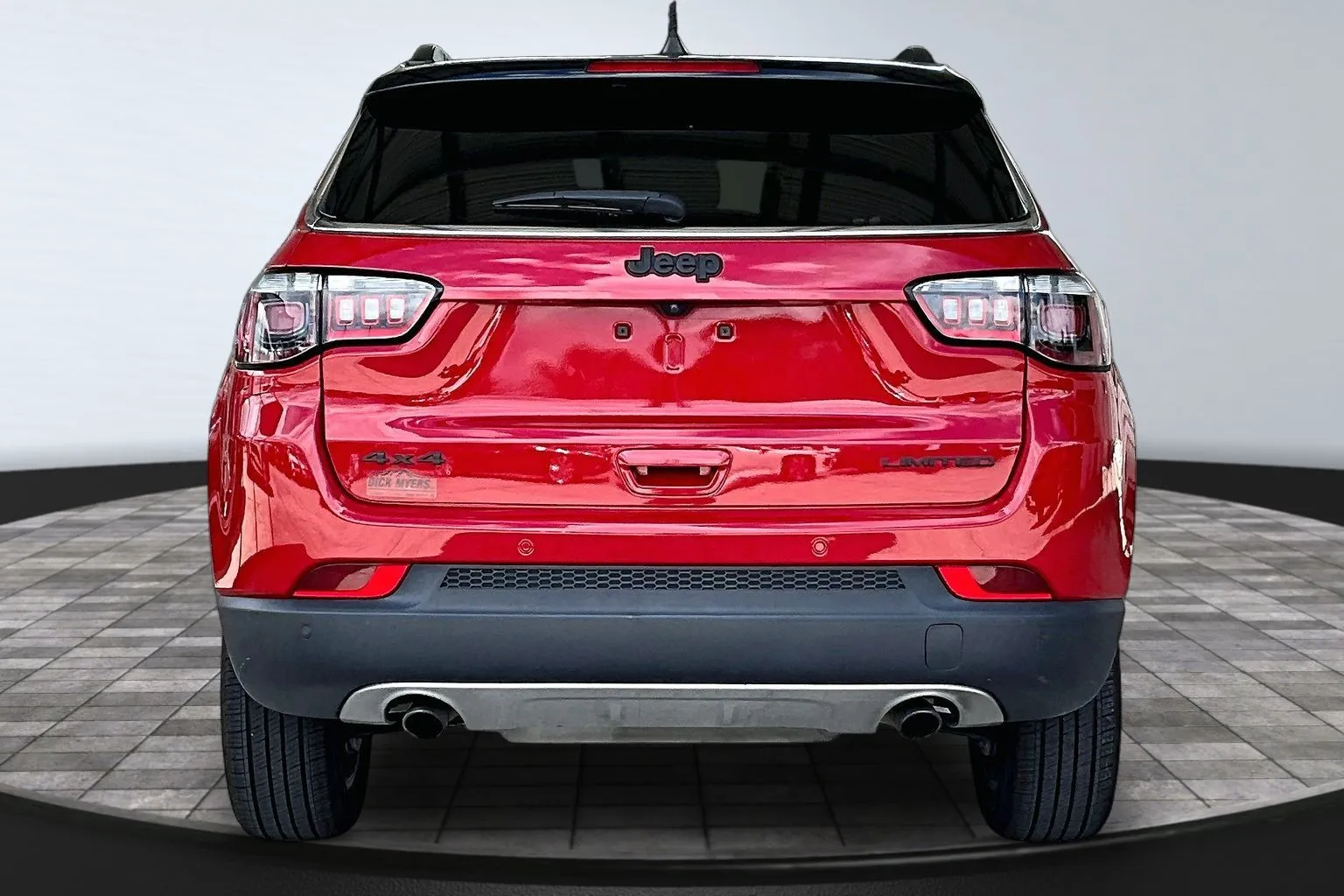 Jeep Compass photo 5