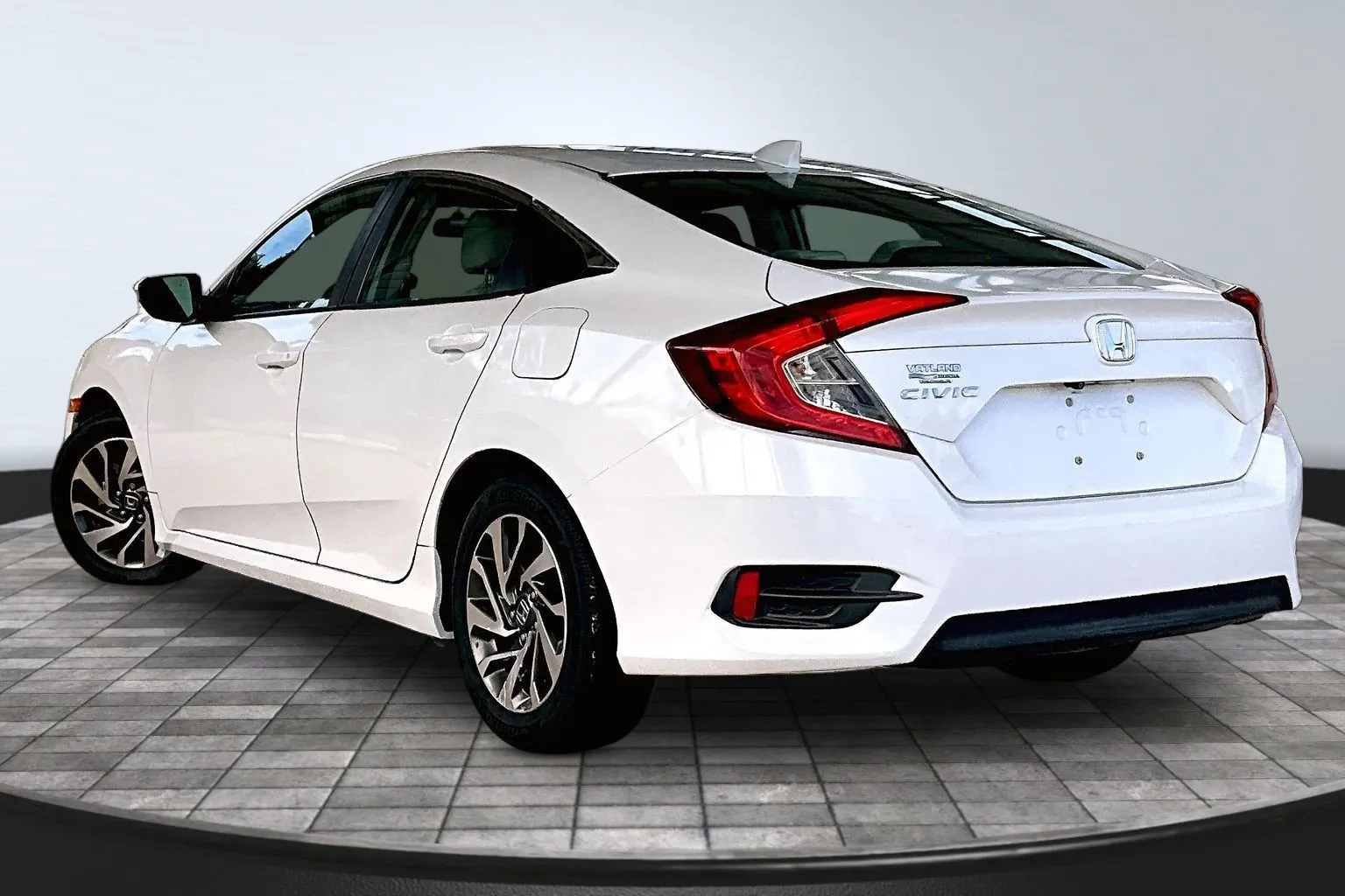 Honda Civic photo 4