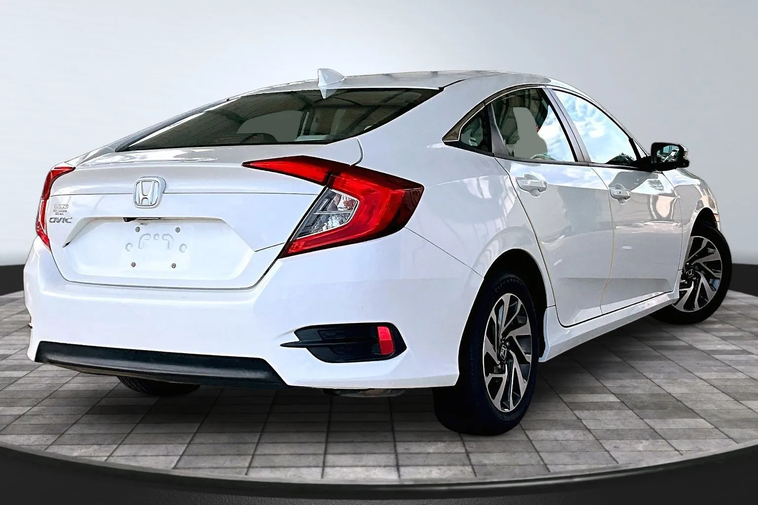 Honda Civic photo 6