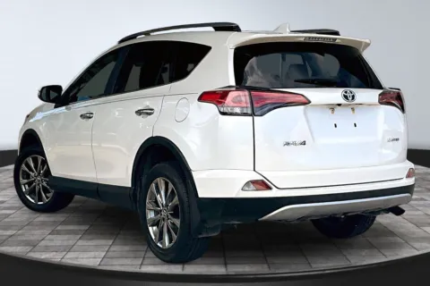 More photos of 2018 Toyota RAV4 at M&J Auto Sales and Service, FL