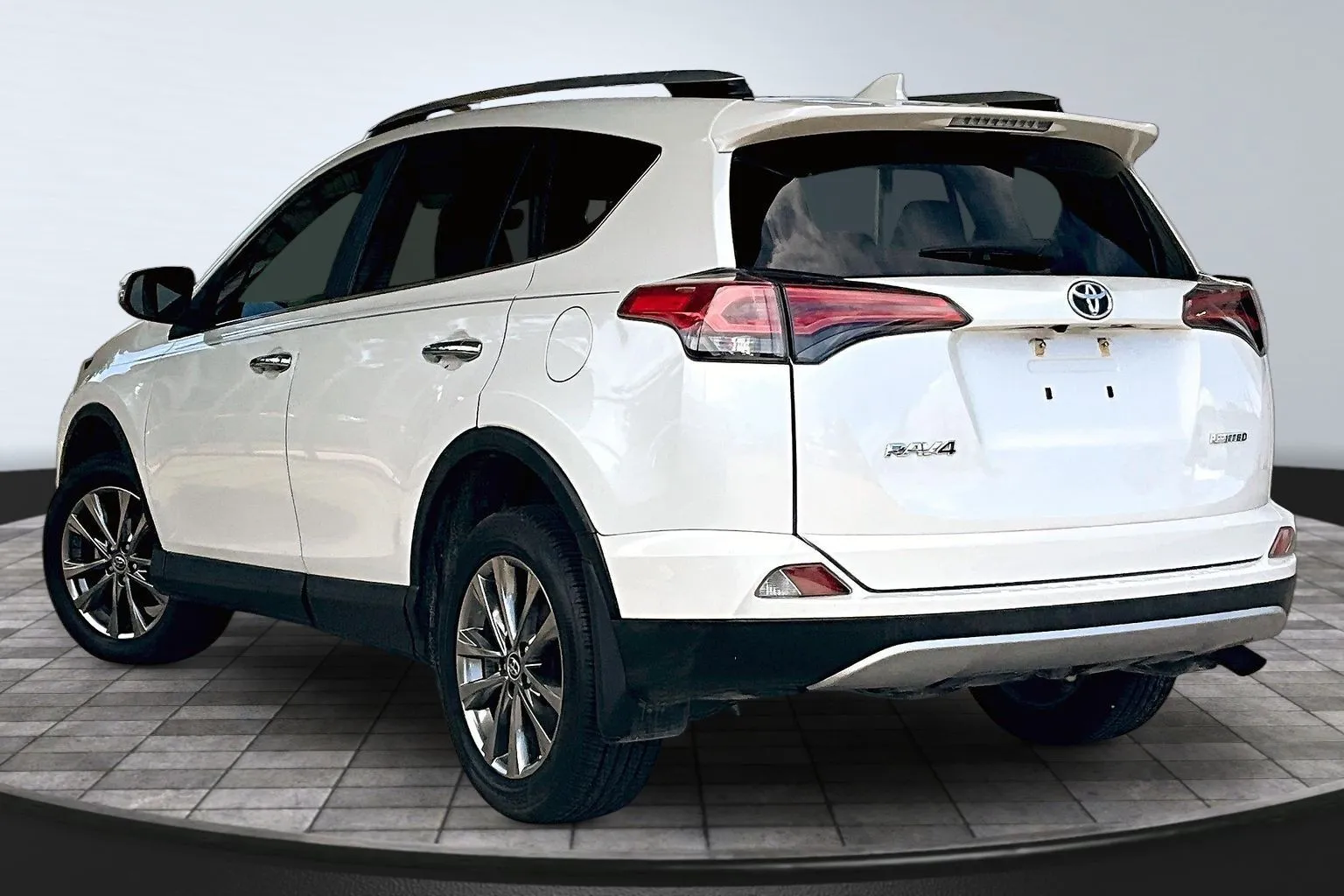 Toyota RAV4 photo 4