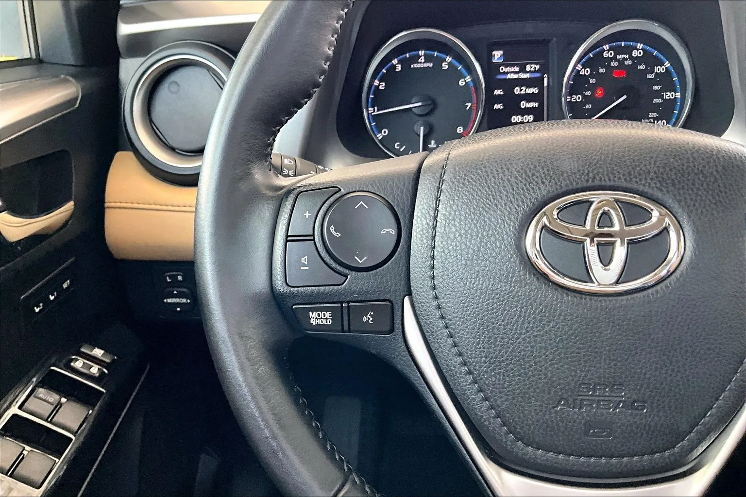 Toyota RAV4 photo 10