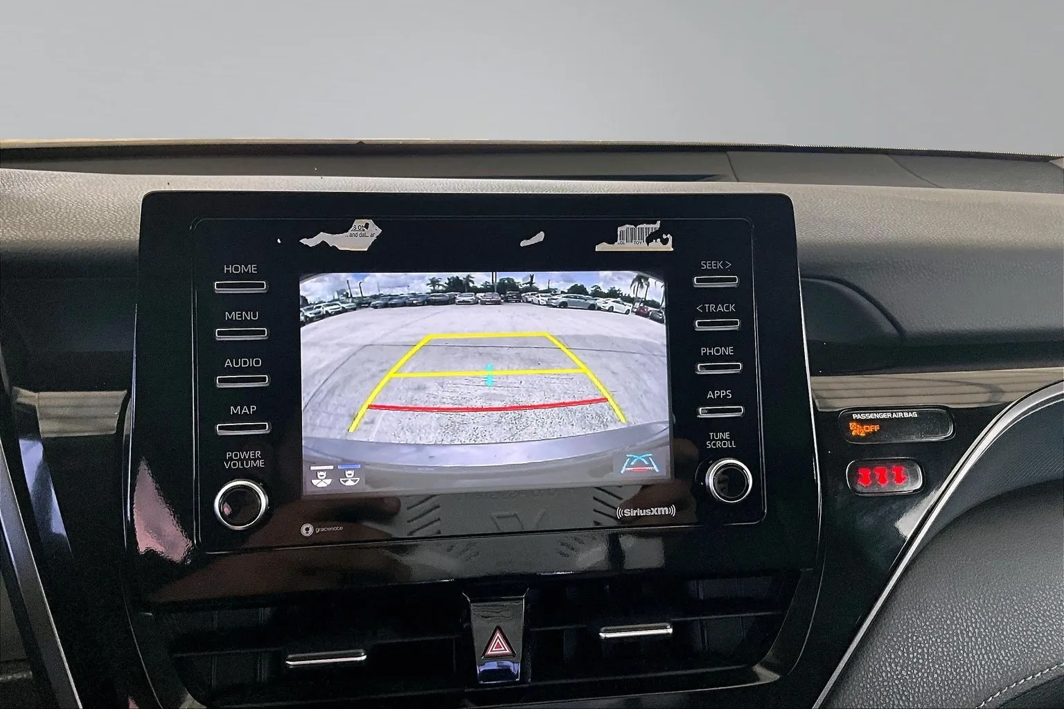 Toyota Camry photo 13