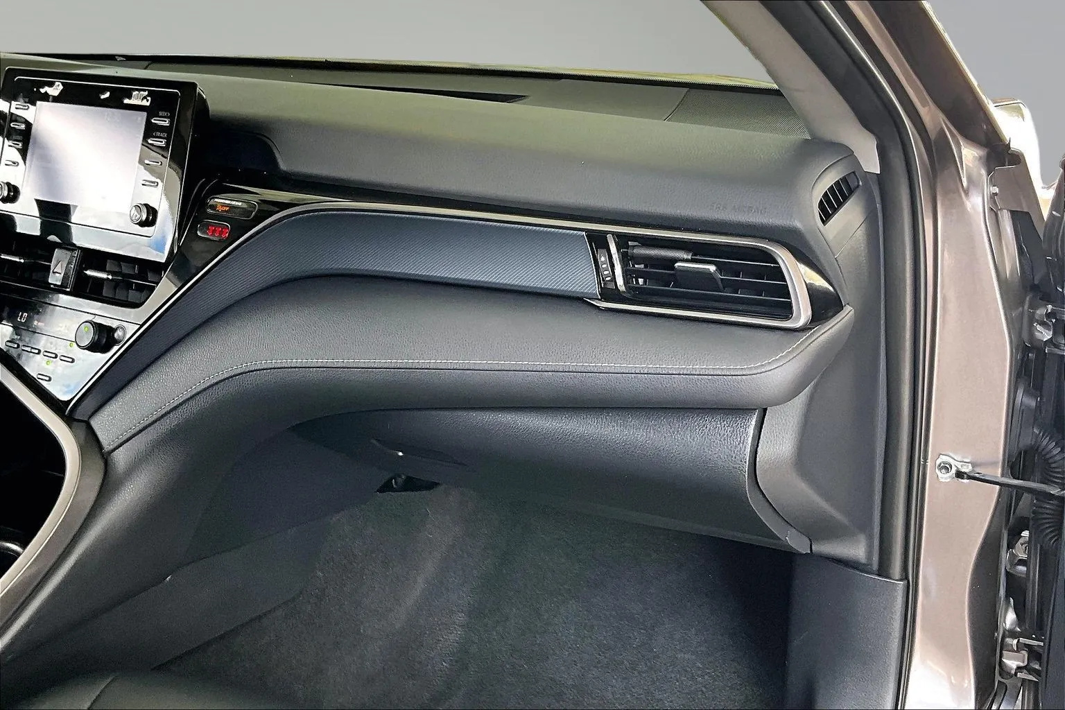 Toyota Camry photo 23