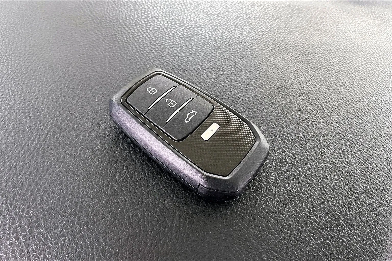 Toyota Camry photo 32