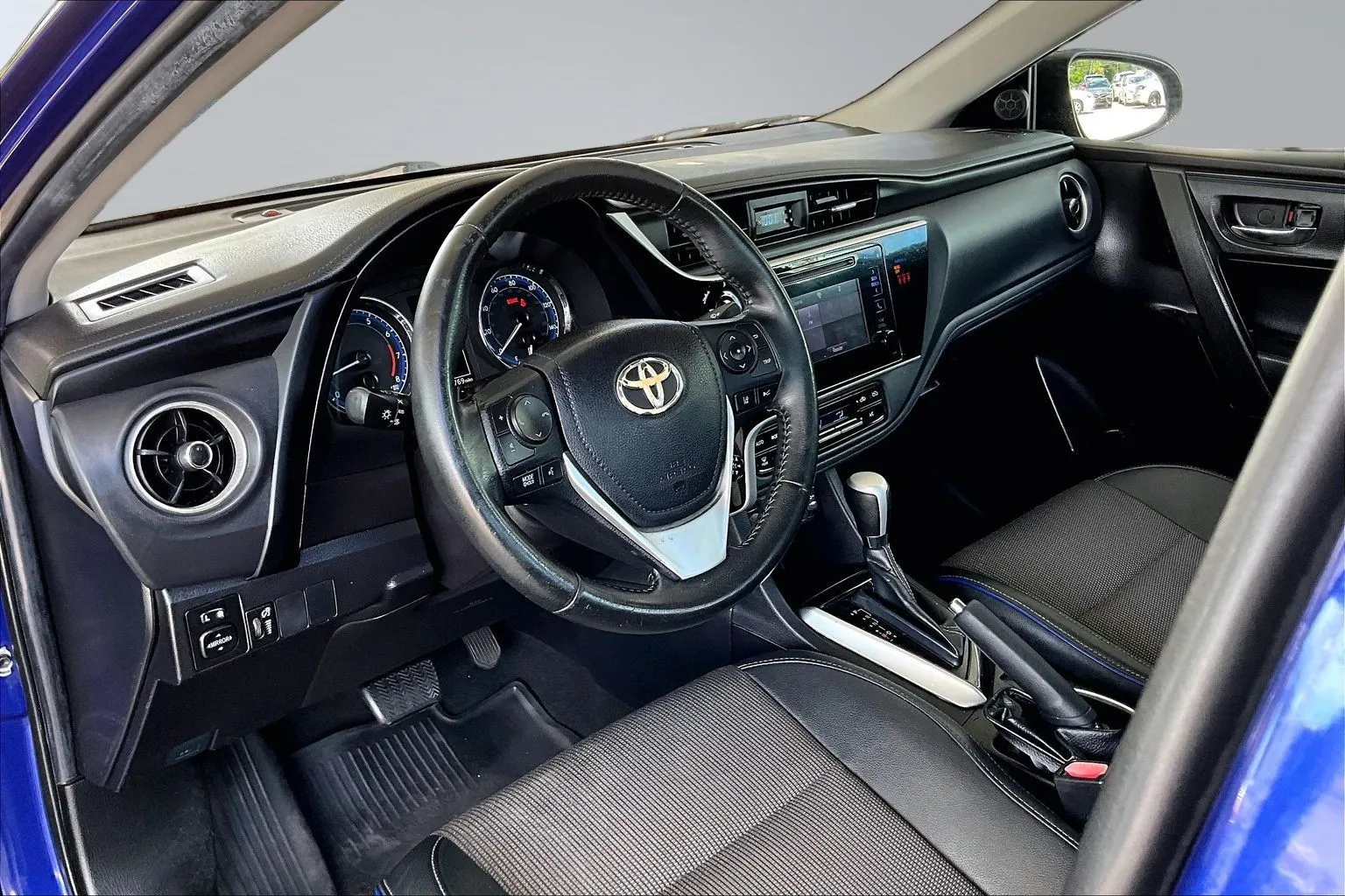 Toyota Corolla photo 14
