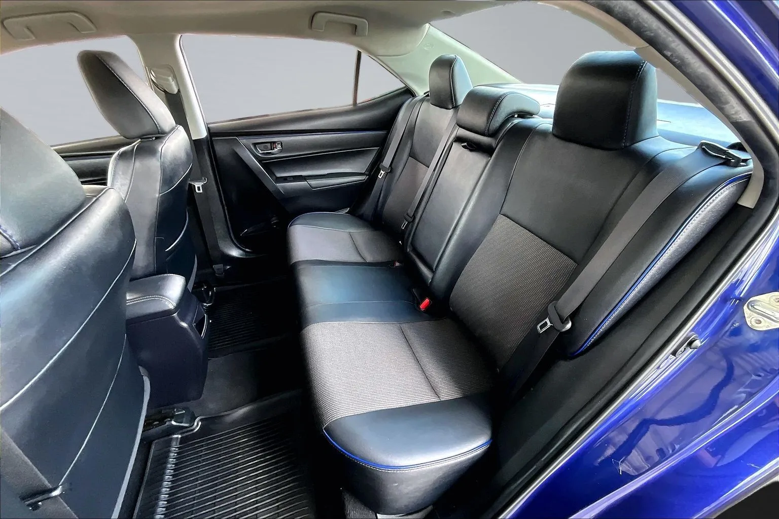 Toyota Corolla photo 19