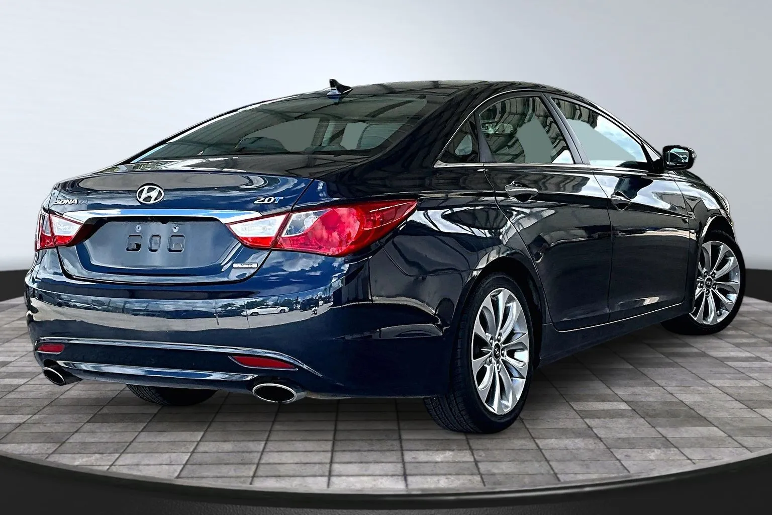 Hyundai Sonata photo 6