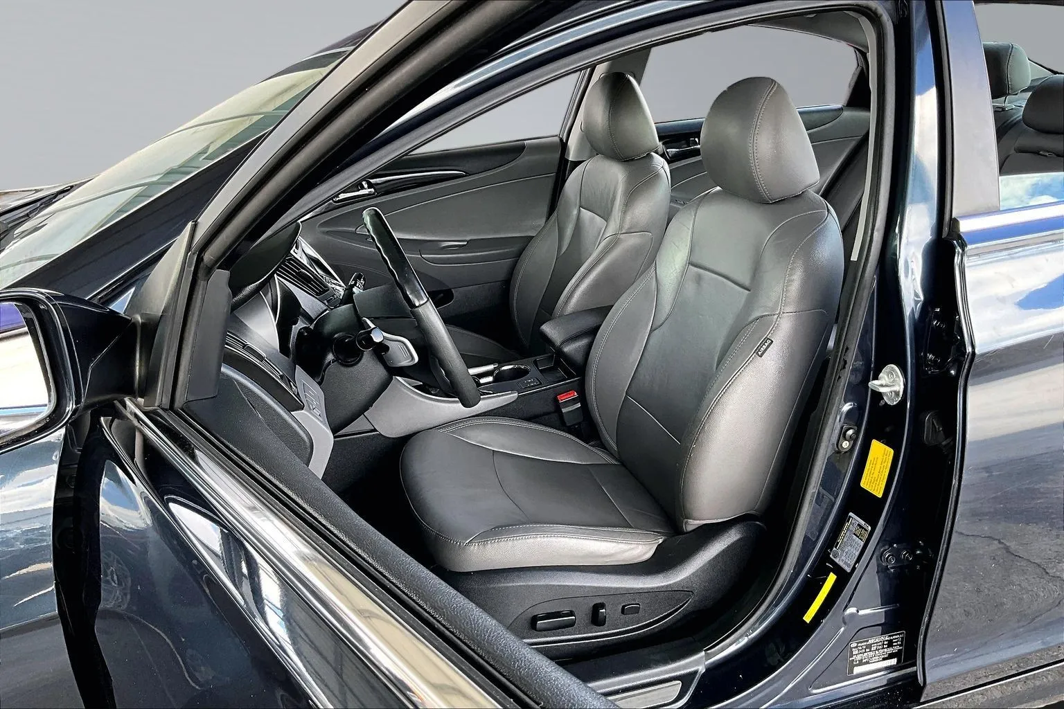 Hyundai Sonata photo 18