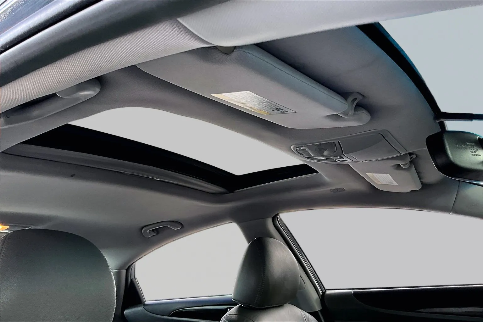 Hyundai Sonata photo 24