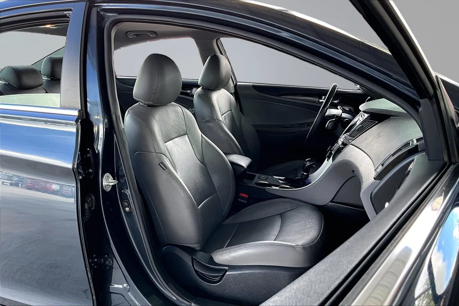 Hyundai Sonata photo 26